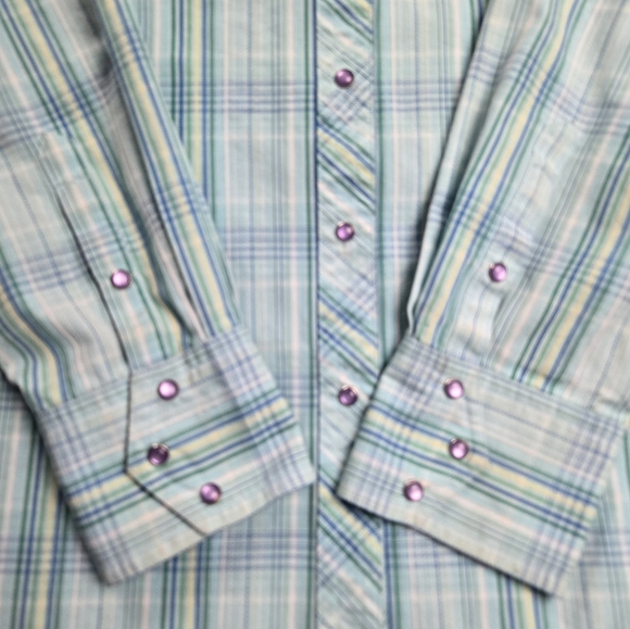 Ariat‎ Pearl Snap Button Up Shirt - Picture 9 of 15